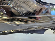 Laden Sie das Bild in den Galerie-Viewer, Frontscheinwerfer BMW 2 G42 8083635 Full LED Links Scheinwerfer Headlight SCH9628858955vu