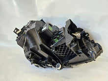 Laden Sie das Bild in den Galerie-Viewer, Frontscheinwerfer BMW 2 G42 8083635 Full LED Links Scheinwerfer Headlight SCH9628858955vu