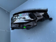 Laden Sie das Bild in den Galerie-Viewer, Frontscheinwerfer Skoda Kamiq 655941016B Rechts Scheinwerfer Headlight SCH9629743296uv