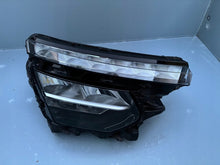 Laden Sie das Bild in den Galerie-Viewer, Frontscheinwerfer Skoda Kamiq 655941016B Rechts Scheinwerfer Headlight SCH9629743296uv