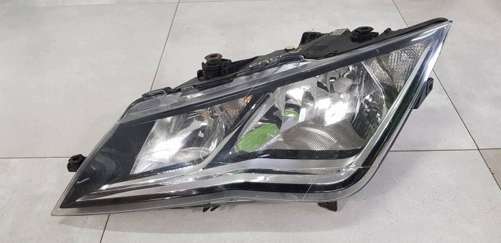 Frontscheinwerfer Seat Leon 5F1941005A Links Scheinwerfer Headlight SCH9630204575vo