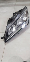 Load image into Gallery viewer, Frontscheinwerfer Seat Leon 5F1941005A Links Scheinwerfer Headlight SCH9630204575vo