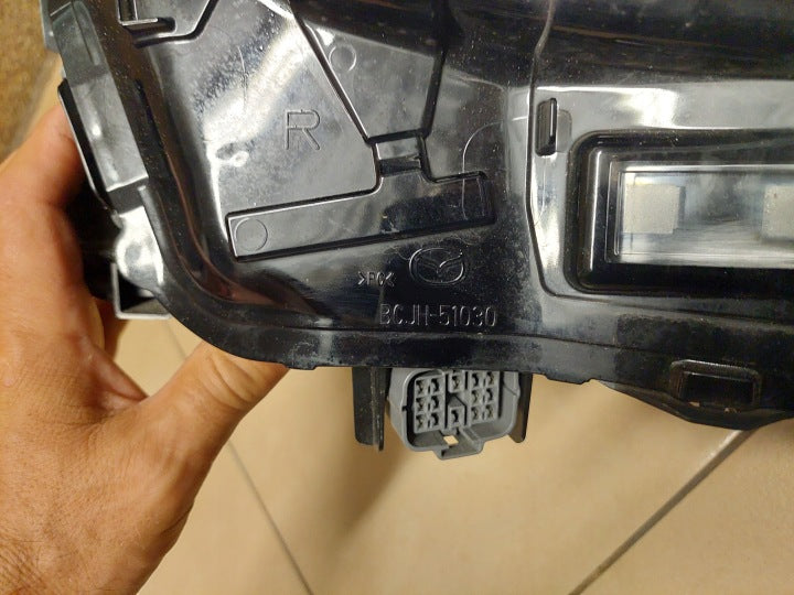 Frontscheinwerfer Mazda 3 BCJH-51030 LED Rechts Scheinwerfer Headlight SCH9631296394oi