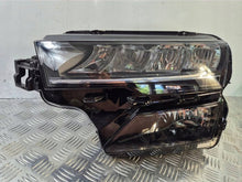 Laden Sie das Bild in den Galerie-Viewer, Frontscheinwerfer Skoda Karoq 57B941035 Links Scheinwerfer Headlight SCH9637498806ho