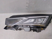 Laden Sie das Bild in den Galerie-Viewer, Frontscheinwerfer Skoda Octavia IV 5E4941035 Full LED Links Headlight SCH9638078818xx