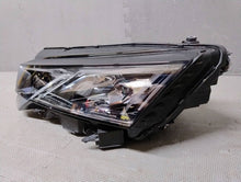 Laden Sie das Bild in den Galerie-Viewer, Frontscheinwerfer Skoda Octavia IV 5E4941035 Full LED Links Headlight SCH9638078818xx