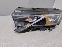 Laden Sie das Bild in den Galerie-Viewer, Frontscheinwerfer Skoda Octavia IV 5E4941035 Full LED Links Headlight SCH9638078818xx