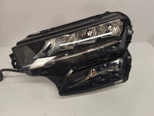 Laden Sie das Bild in den Galerie-Viewer, Frontscheinwerfer Skoda Karoq 57B941009 LED Links Scheinwerfer Headlight SCH9638630787xc
