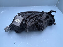 Load image into Gallery viewer, Frontscheinwerfer Skoda Octavia IV 5E4941016A Full LED Rechts Headlight SCH9638737377jt