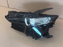 Laden Sie das Bild in den Galerie-Viewer, Frontscheinwerfer Mazda Cx-30 Cx30 DFR7-51040 Links Scheinwerfer Headlight SCH9641105508vc