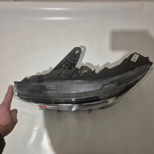 Laden Sie das Bild in den Galerie-Viewer, Frontscheinwerfer Ford LJ8B13E015BE LED Links Scheinwerfer Headlight SCH9644134435in