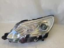Laden Sie das Bild in den Galerie-Viewer, Frontscheinwerfer Peugeot 2008 I 9815405780 Links Scheinwerfer Headlight SCH9644414666sm