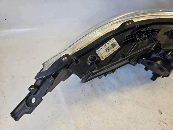 Frontscheinwerfer Peugeot 2008 I 9815405780 Links Scheinwerfer Headlight SCH9644414666sm