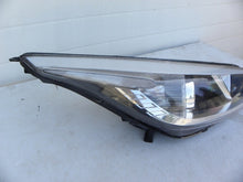 Laden Sie das Bild in den Galerie-Viewer, Frontscheinwerfer Kia Ceed 92102-A2010 Rechts Scheinwerfer Headlight SCH9647671759zb