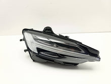 Load image into Gallery viewer, Frontscheinwerfer Volvo V60 32420508 LED Rechts Scheinwerfer Headlight SCH9648813958dx