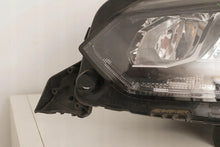 Laden Sie das Bild in den Galerie-Viewer, Frontscheinwerfer Peugeot 208 73313327 9833036380 LED Links Headlight SCH9651317794ye