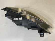 Laden Sie das Bild in den Galerie-Viewer, Frontscheinwerfer Ford Kuga III LV4B-13E017-AH Links Scheinwerfer Headlight SCH9652064336dv