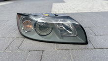 Laden Sie das Bild in den Galerie-Viewer, Frontscheinwerfer Volvo S40 30678913 Rechts Scheinwerfer Headlight SCH9661841004lu