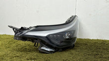 Laden Sie das Bild in den Galerie-Viewer, Frontscheinwerfer Toyota Chr 81150YP28000 LED Links Scheinwerfer Headlight SCH9669940272qp