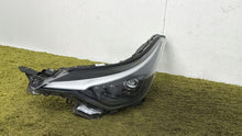 Laden Sie das Bild in den Galerie-Viewer, Frontscheinwerfer Toyota Chr 81150YP28000 LED Links Scheinwerfer Headlight SCH9669940272qp