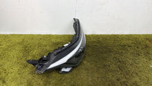 Laden Sie das Bild in den Galerie-Viewer, Frontscheinwerfer Toyota Chr 81150YP28000 LED Links Scheinwerfer Headlight SCH9669940272qp