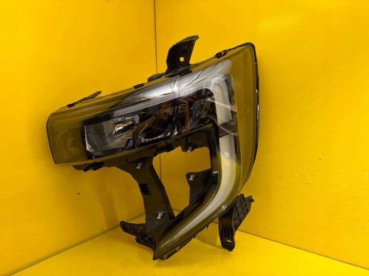 Frontscheinwerfer Nissan Interstar Master III 260609073R LED Links Headlight SCH9670666302ny
