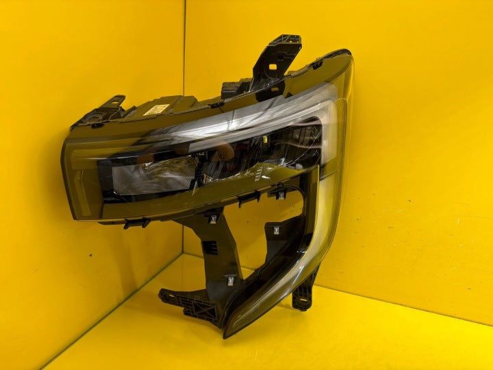 Frontscheinwerfer Nissan Interstar Master III 260609073R LED Links Headlight SCH9670666302ny