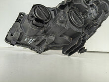 Laden Sie das Bild in den Galerie-Viewer, Frontscheinwerfer Mercedes-Benz W246 A2468200261 Rechts Scheinwerfer Headlight SCH9675405600wz