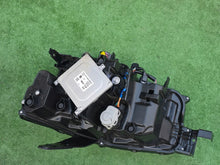 Laden Sie das Bild in den Galerie-Viewer, Frontscheinwerfer Mazda Cx30 DFR7-51030 Rechts Scheinwerfer Headlight SCH9676886636tb