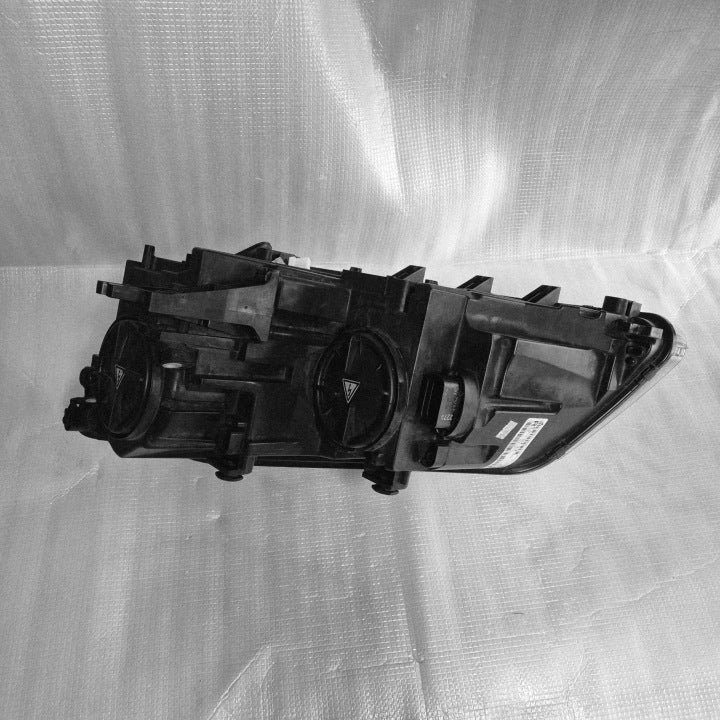 Frontscheinwerfer Seat Alhambra II 7N5941752 Rechts Scheinwerfer Headlight SCH9677292407yi