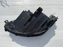 Laden Sie das Bild in den Galerie-Viewer, Frontscheinwerfer VW Passat 3J1941006 Rechts Scheinwerfer Headlight SCH9677542876rh