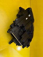 Laden Sie das Bild in den Galerie-Viewer, Frontscheinwerfer Audi E-Tron 89A941033 LED Links Scheinwerfer Headlight SCH9677971743in
