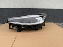 Load image into Gallery viewer, Frontscheinwerfer VW I 11B941035H LED Links Scheinwerfer Headlight SCH9678523949fw