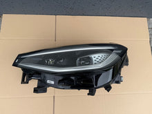 Load image into Gallery viewer, Frontscheinwerfer VW I 11B941035H LED Links Scheinwerfer Headlight SCH9678523949fw