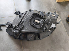 Laden Sie das Bild in den Galerie-Viewer, Frontscheinwerfer VW III 10A853712 Rechts Scheinwerfer Headlight SCH9679942959jf