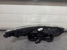 Load image into Gallery viewer, Frontscheinwerfer Peugeot 9680370880 Xenon Links Scheinwerfer Headlight SCH9682423231en