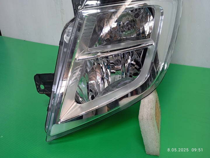 Frontscheinwerfer Nissan Interstar 26060BZ50A Links Scheinwerfer Headlight SCH9683952019hn
