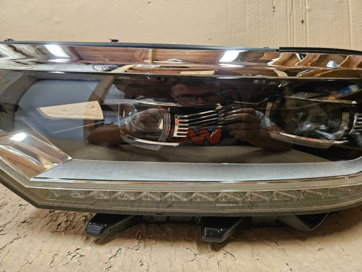 Frontscheinwerfer VW Passat B8 3G1941081H Links Scheinwerfer Headlight SCH9685285537hc