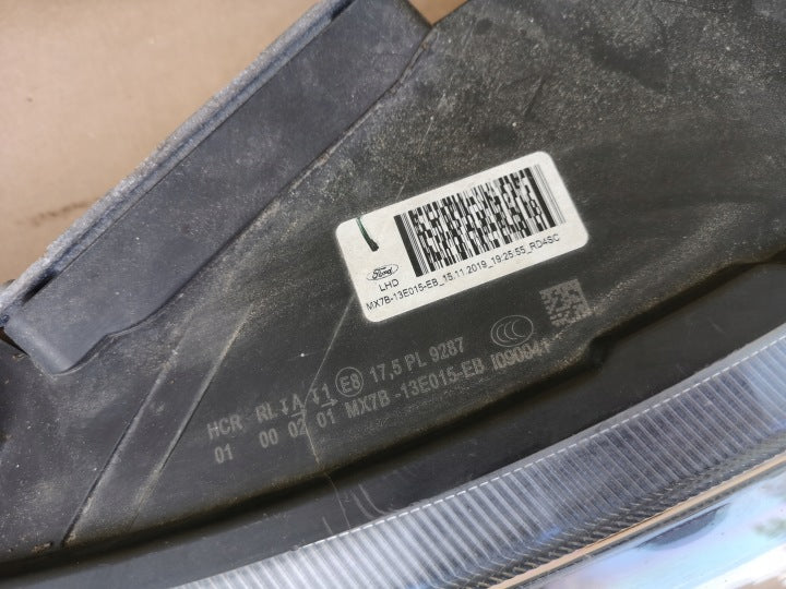 Frontscheinwerfer Ford Focus MX7B-13E015-EB MX7B-13E014-EB Ein Satz Headlight SCH9685872295ta
