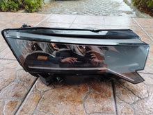 Laden Sie das Bild in den Galerie-Viewer, Frontscheinwerfer Skoda Octavia IV 5E4941010 Full LED Rechts Headlight SCH9687943465rl