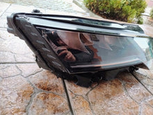 Laden Sie das Bild in den Galerie-Viewer, Frontscheinwerfer Skoda Octavia IV 5E4941010 Full LED Rechts Headlight SCH9687943465rl