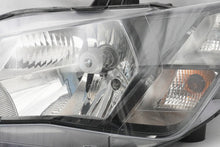 Laden Sie das Bild in den Galerie-Viewer, Frontscheinwerfer Seat Ibiza IV I 90056091 Links Scheinwerfer Headlight SCH9702280289pw