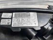 Laden Sie das Bild in den Galerie-Viewer, Frontscheinwerfer Mercedes-Benz W204 A2048207559 Xenon Rechts Headlight SCH9702791087em