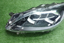 Laden Sie das Bild in den Galerie-Viewer, Frontscheinwerfer Ford Kuga LV4B-13E017-AJ Links Scheinwerfer Headlight SCH9703615777ty