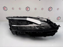 Laden Sie das Bild in den Galerie-Viewer, Frontscheinwerfer Nissan Qashqai I J12 100-8D02J LED Rechts Headlight SCH9707152710ff