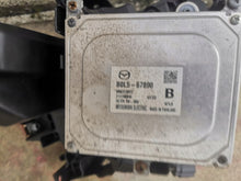 Laden Sie das Bild in den Galerie-Viewer, Frontscheinwerfer Mazda 3 B0L5-67890 Links Scheinwerfer Headlight SCH9708581049th