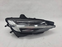 Laden Sie das Bild in den Galerie-Viewer, Frontscheinwerfer Volvo V60 S60 III 32347007 Rechts Scheinwerfer Headlight SCH9711286650ny
