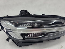 Laden Sie das Bild in den Galerie-Viewer, Frontscheinwerfer Volvo V60 S60 III 32347007 Rechts Scheinwerfer Headlight SCH9711286650ny