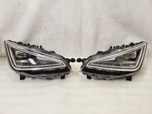 Load image into Gallery viewer, Frontscheinwerfer Seat Ibiza I V 6F1941007F 6F1941008F LED Ein Satz Headlight SCH9717734868up