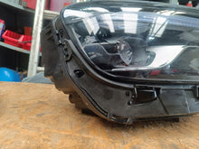 Laden Sie das Bild in den Galerie-Viewer, Frontscheinwerfer Mercedes-Benz W247 A2479068003 LED Rechts Headlight SCH9725225009kg